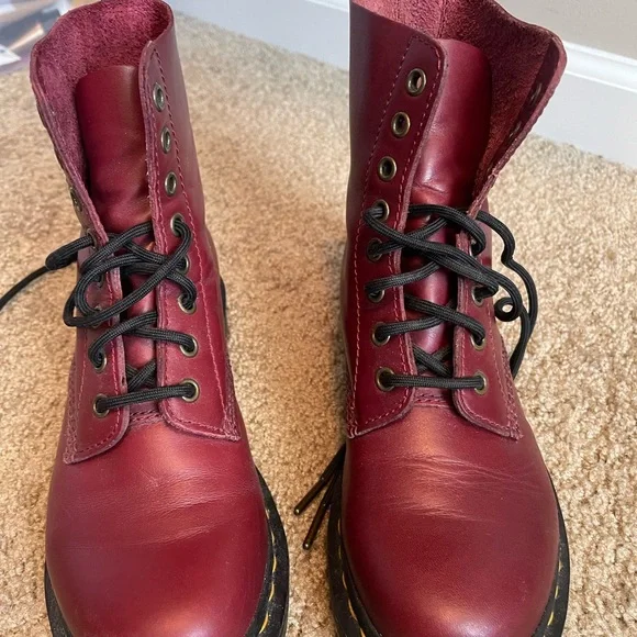 Size 7 Red 1460 Pascal Doc Martens combat boots - Picture 2 of 8